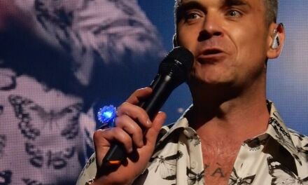 How Elton John Forced Robbie Williams to Rehab